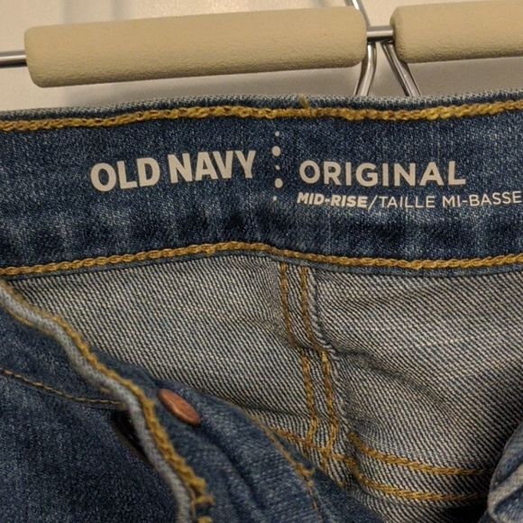 boot-cut blue jeans, never worn - Picture 2 of 4